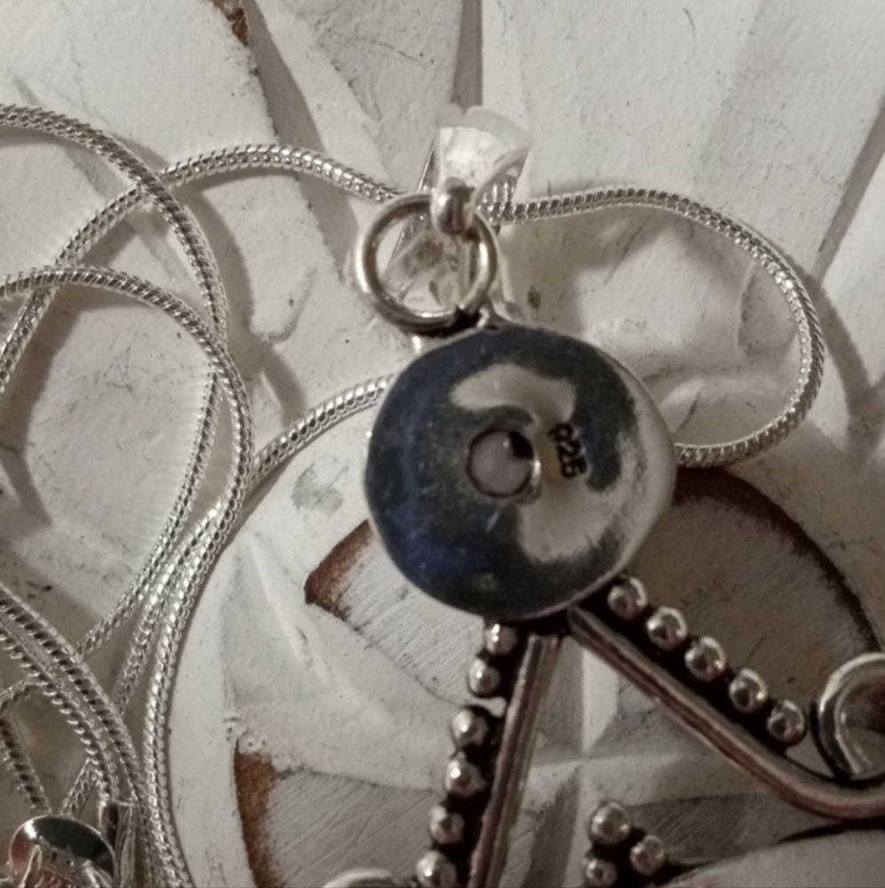 CARVED NATURAL UNTREATED SAPPHIRE AND BIWA PEARL STERLING PENDANT WITH 18" CHAIN - Picture 4 of 4